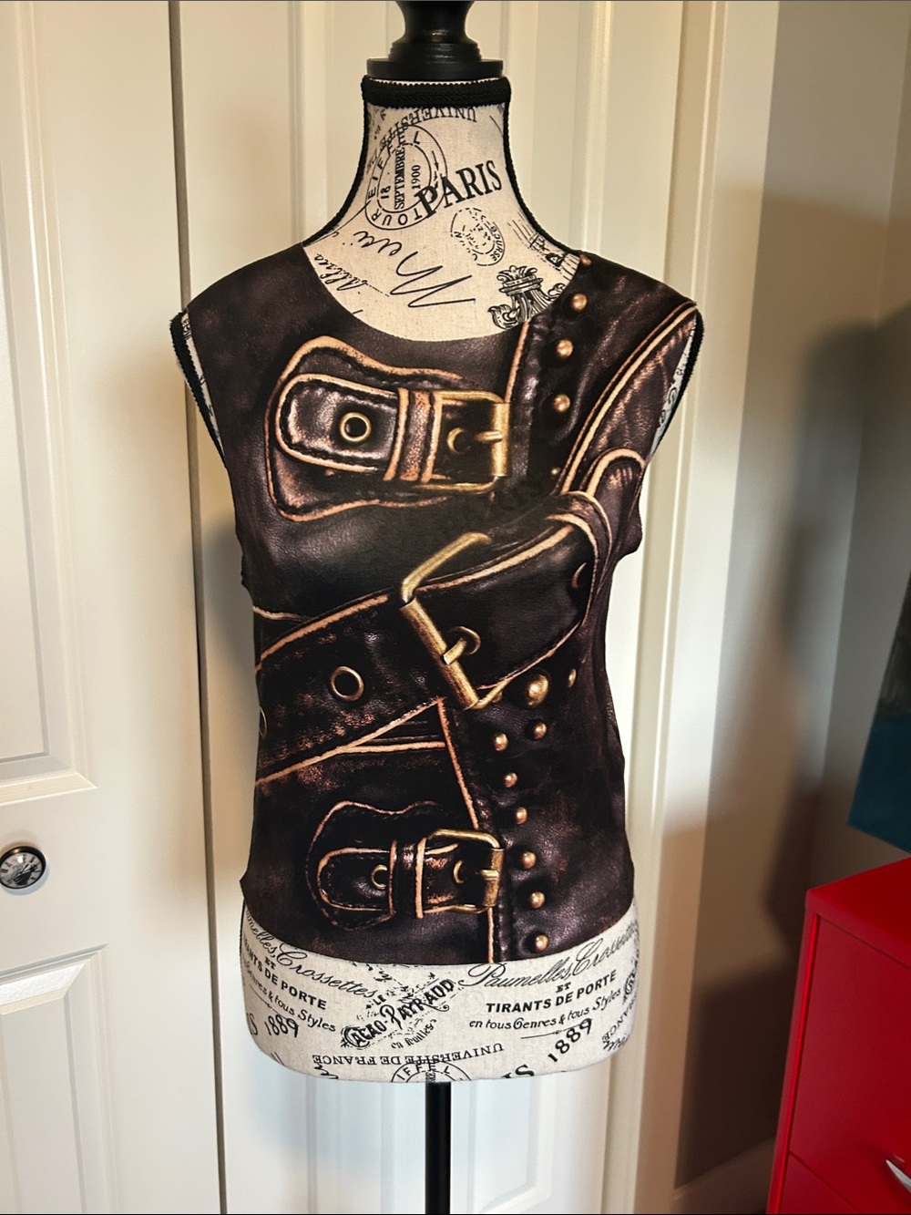 NWOT Sleeveless Buckle-Print Women’s Top by Jaded London